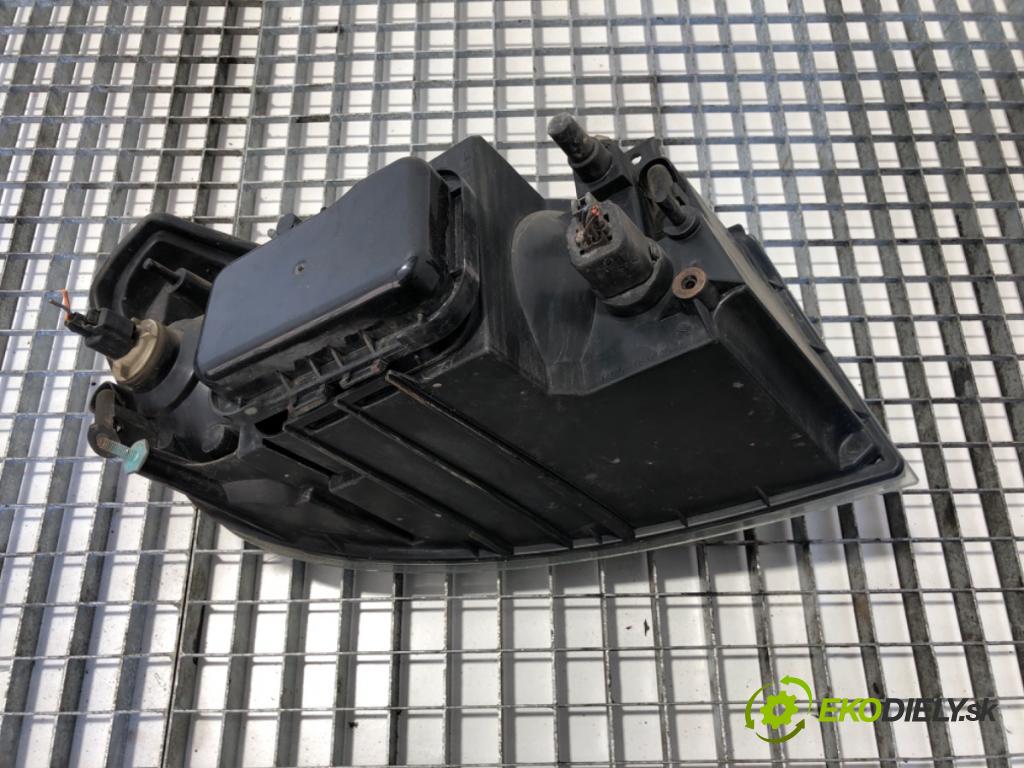 FORD TRANSIT Autobus (FD_ _, FB_ _, FS_ _, FZ_ _, FC_ _) 2000 - 2006    2.0 TDCi (F_F_, F_E_, F_G_) 92 kW [125 KM] olej napędowy 2002 - 2006  Svetlomet ľavy predný YC1X-13035