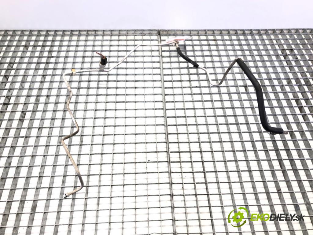 SUZUKI SWIFT III (MZ, EZ) 2005 - 2022    1.3 DDiS (RS 413D) 55 kW [75 KM] olej napędowy 2005 - 2022  rúrka klimatizácie  (Rúrky klimatizácie)