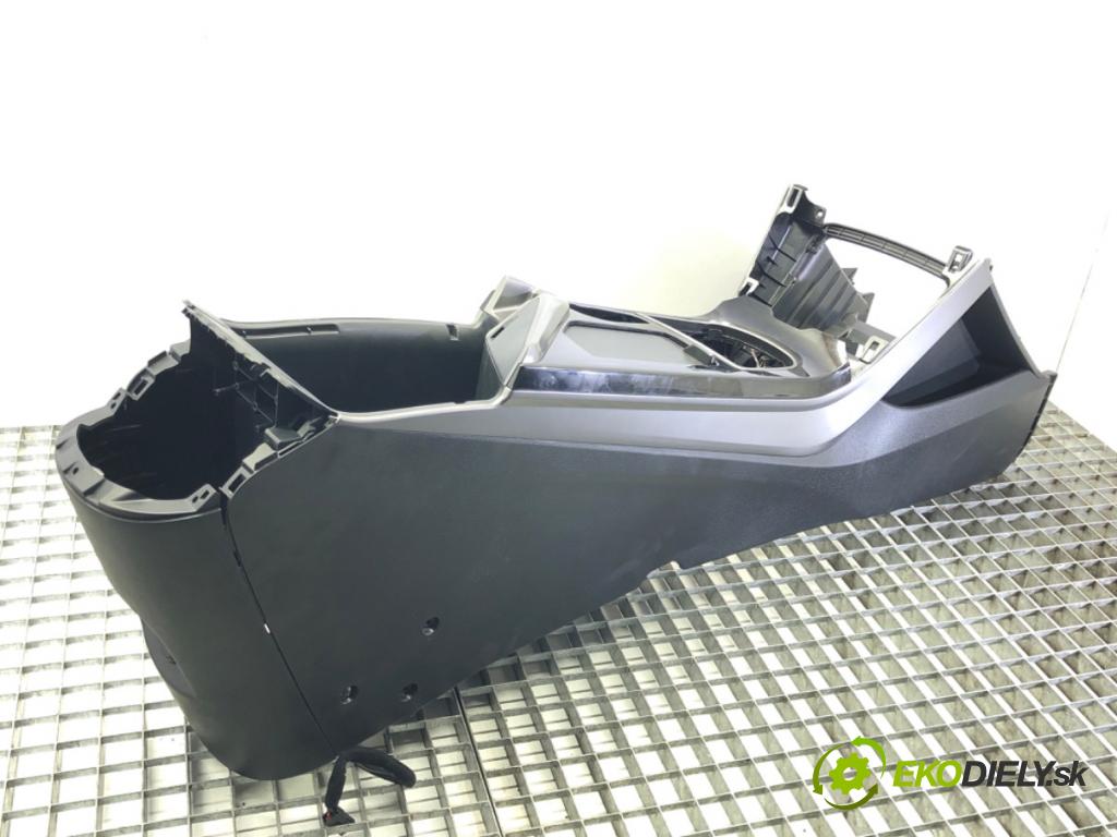 HYUNDAI i40 I Kombi Van (VF) 2011 - 2022    1.7 CRDI 85 kW [116 KM] olej napędowy 2015 - 2022  Tunel stredový 84670-3Z000 (Stredový tunel / panel)