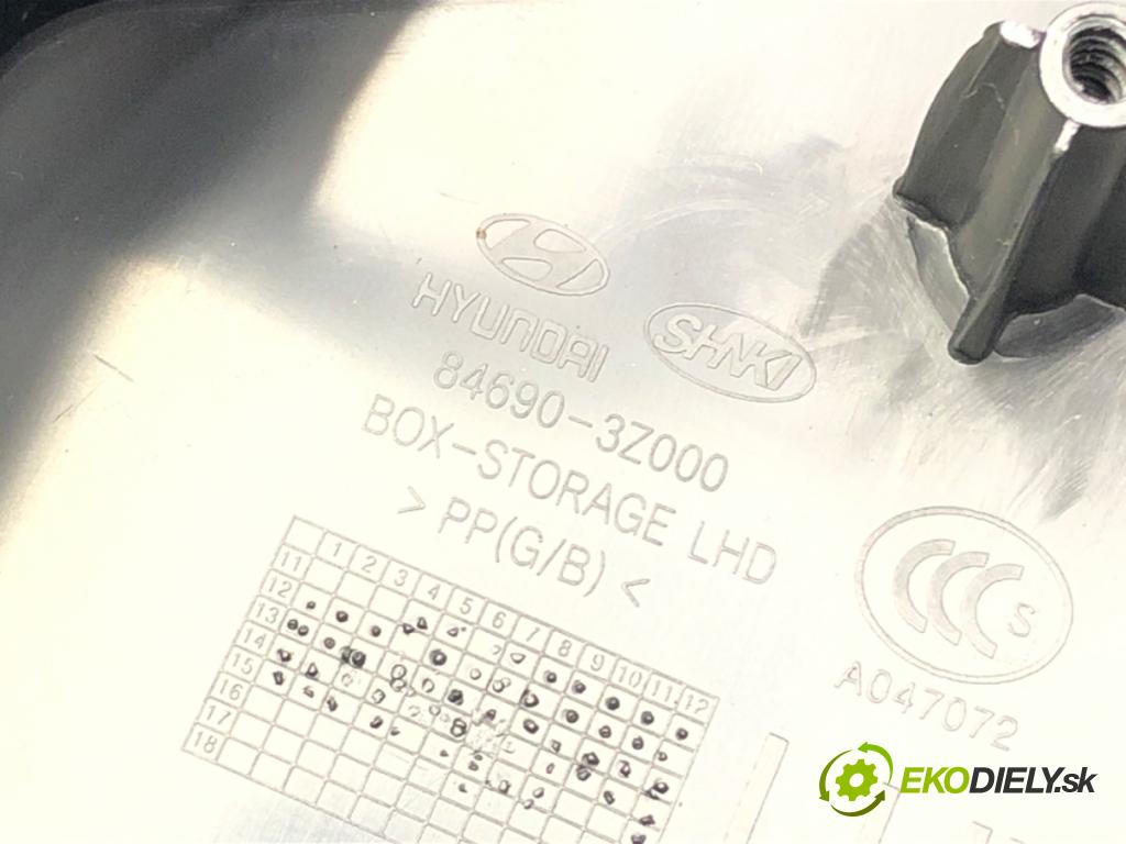 HYUNDAI i40 I Kombi Van (VF) 2011 - 2022    1.7 CRDI 85 kW [116 KM] olej napędowy 2015 - 2022  Tunel stredový 84670-3Z000 (Stredový tunel / panel)