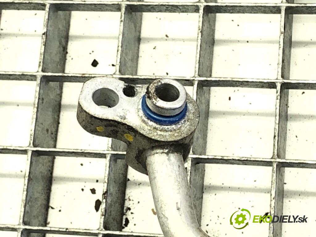 HYUNDAI i40 I Kombi Van (VF) 2011 - 2022    1.7 CRDI 85 kW [116 KM] olej napędowy 2015 - 2022  rúrka klimatizace  (Rozvody klimatizace)