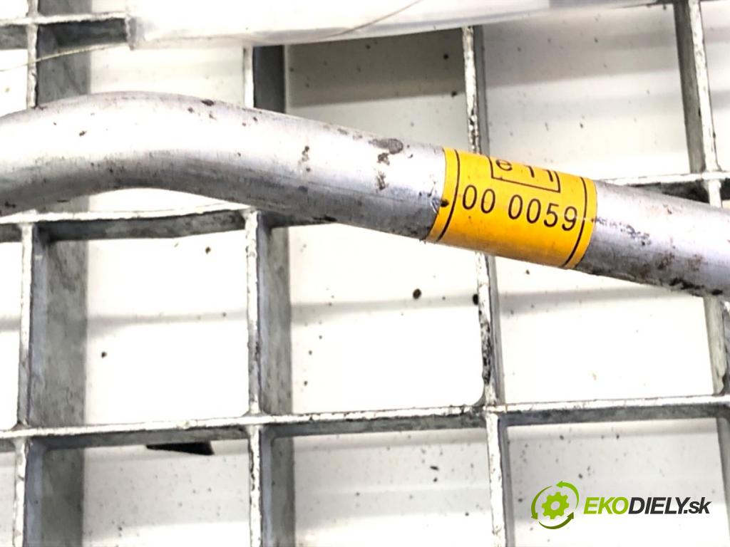 HYUNDAI i40 I Kombi Van (VF) 2011 - 2022    1.7 CRDI 85 kW [116 KM] olej napędowy 2015 - 2022  rúrka klimatizace  (Rozvody klimatizace)