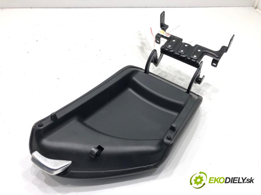 HYUNDAI i40 I Kombi Van (VF) 2011 - 2022    1.7 CRDI 85 kW [116 KM] olej napędowy 2015 - 2022  Lakťová opierka  (Lakťové opierky)