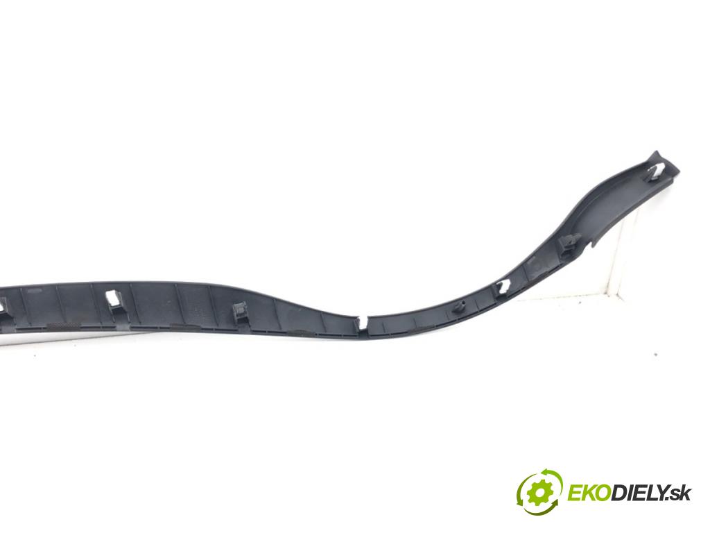 HYUNDAI i40 I Kombi Van (VF) 2011 - 2022    1.7 CRDI 85 kW [116 KM] olej napędowy 2015 - 2022  lišty kryt U09F233810 (Lišty)