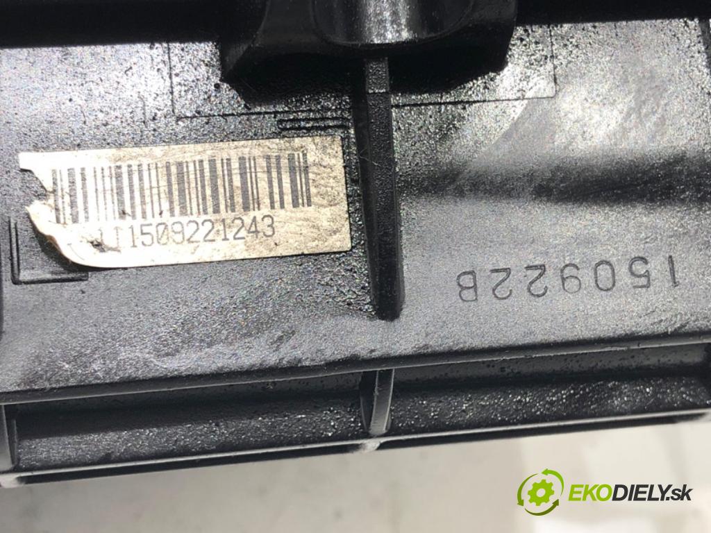 HYUNDAI i40 I Kombi Van (VF) 2011 - 2022    1.7 CRDI 85 kW [116 KM] olej napędowy 2015 - 2022  Potrubie sacie, sanie D4FD (Sacie potrubia)