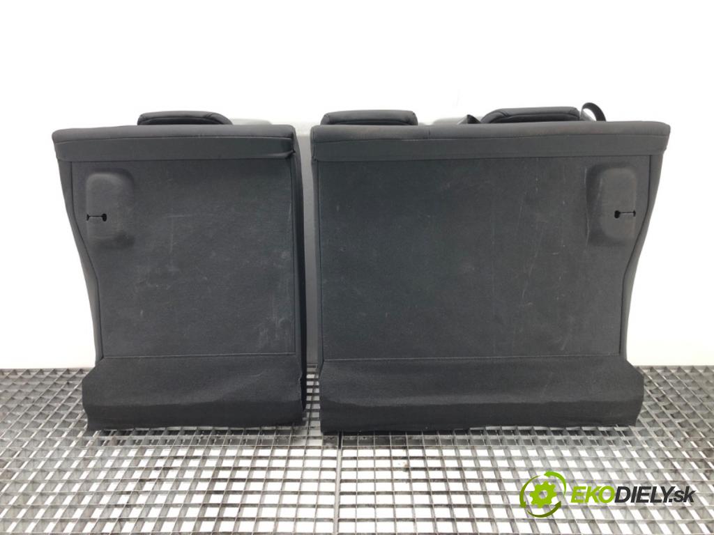 HYUNDAI i40 I Kombi Van (VF) 2011 - 2022    1.7 CRDI 85 kW [116 KM] olej napędowy 2015 - 2022  Sedadlo druhý rad