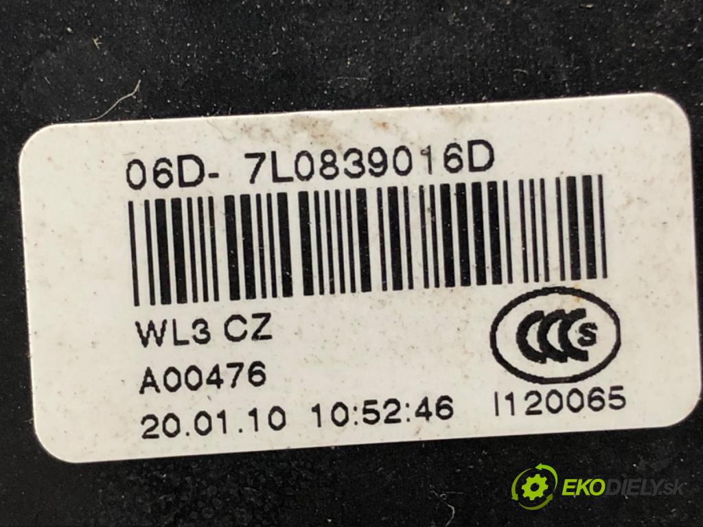 SKODA OCTAVIA II Combi (1Z5) 2004 - 2013    1.6 TDI 77 kW [105 KM] olej napędowy 2009 - 2013  zámok dveře pravý zadní část 7L0839016D