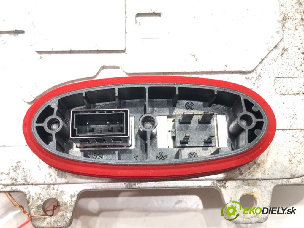 SKODA OCTAVIA II Combi (1Z5) 2004 - 2013    1.6 TDI 77 kW [105 KM] olej napędowy 2009 - 2013  Menič XENON 5DV009610-00 (Riadiace jednotky xenónu)