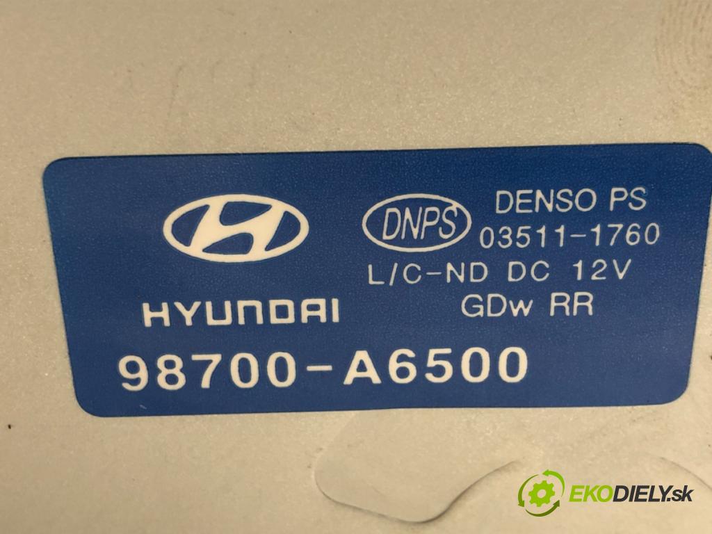HYUNDAI i30 Kombi Van (GDE, GD) 2012 - 2022    1.6 GDI 99 kW [135 KM] benzyna 2015 - 2022  motor stěračů zadní část 98700-A6500