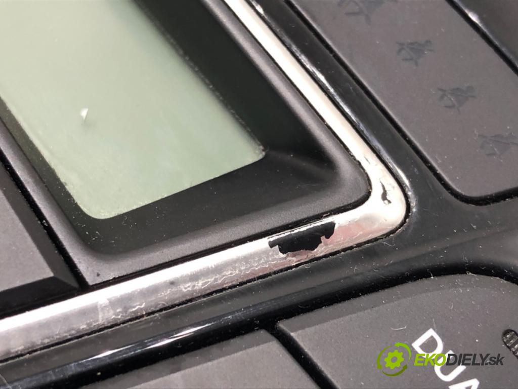 HYUNDAI i30 Kombi Van (GDE, GD) 2012 - 2022    1.6 GDI 99 kW [135 KM] benzyna 2015 - 2022  Panel ovládania kúrenia 97250-A6510 (Prepínače, spínače, tlačidlá a ovládače kúrenia)