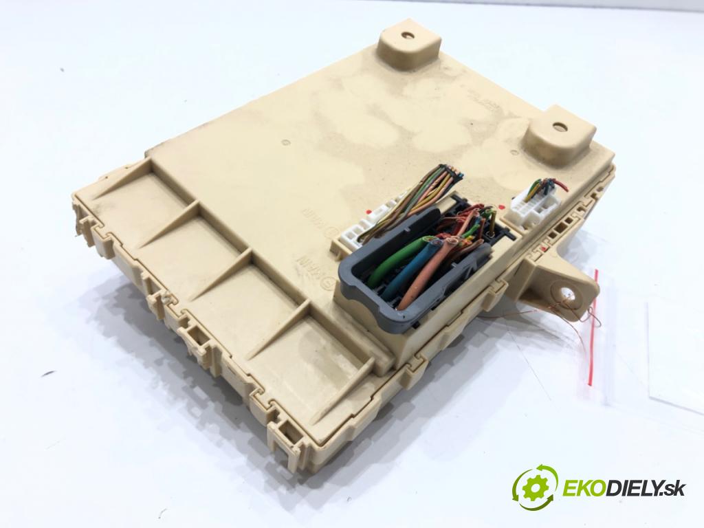 HYUNDAI i30 Kombi Van (GDE, GD) 2012 - 2022    1.6 GDI 99 kW [135 KM] benzyna 2015 - 2022  modul BSI 91950-A6181 (Pojistkové skříňky)