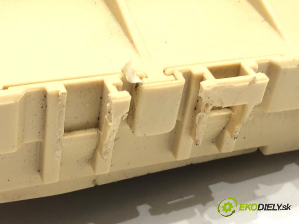 HYUNDAI i30 Kombi Van (GDE, GD) 2012 - 2022    1.6 GDI 99 kW [135 KM] benzyna 2015 - 2022  modul BSI 91950-A6181 (Pojistkové skříňky)