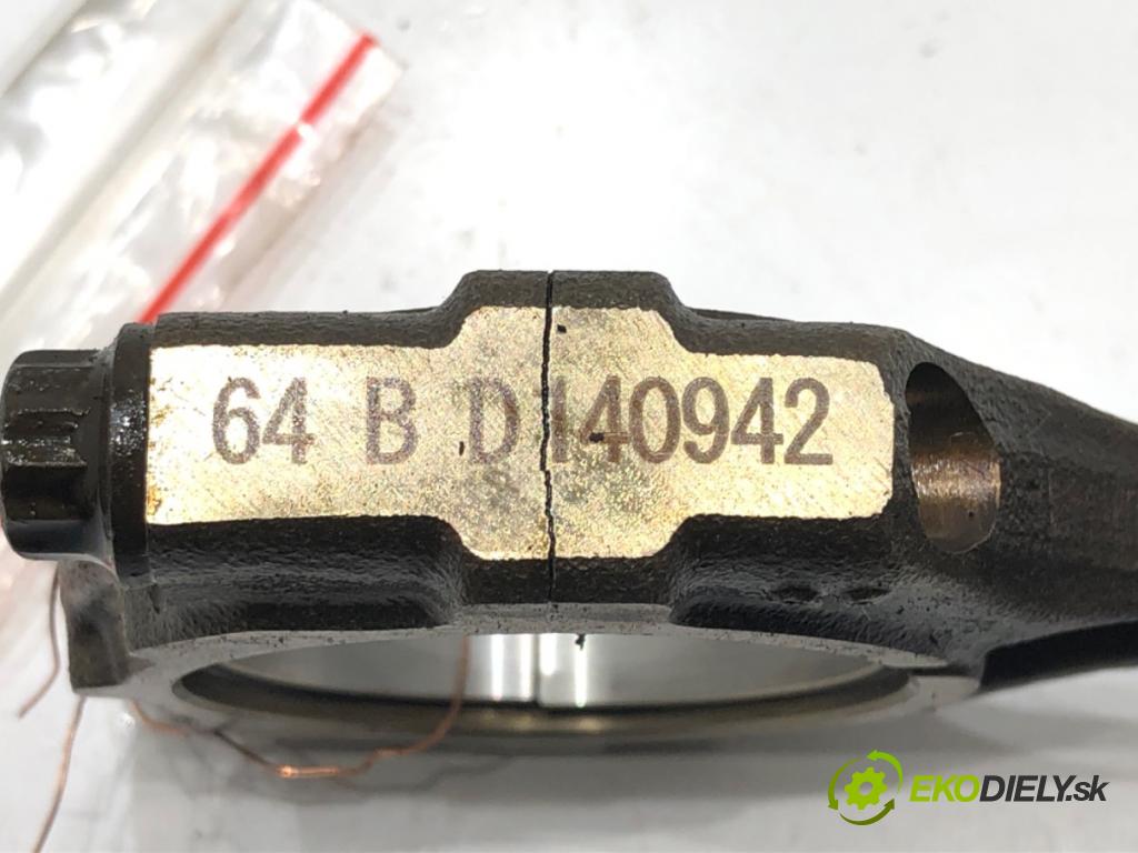 HYUNDAI i30 Kombi Van (GDE, GD) 2012 - 2022    1.6 GDI 99 kW [135 KM] benzyna 2015 - 2022  PIEST: ojnica G4FD (Piest)