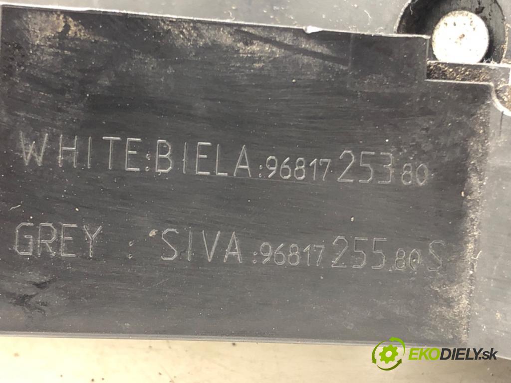 CITROEN C3 PICASSO (SH_) 2009 - 2022    1.2 THP 110 81 kW [110 KM] benzyna 2015 - 2022  zámok dveře pravý přední část 9681725380