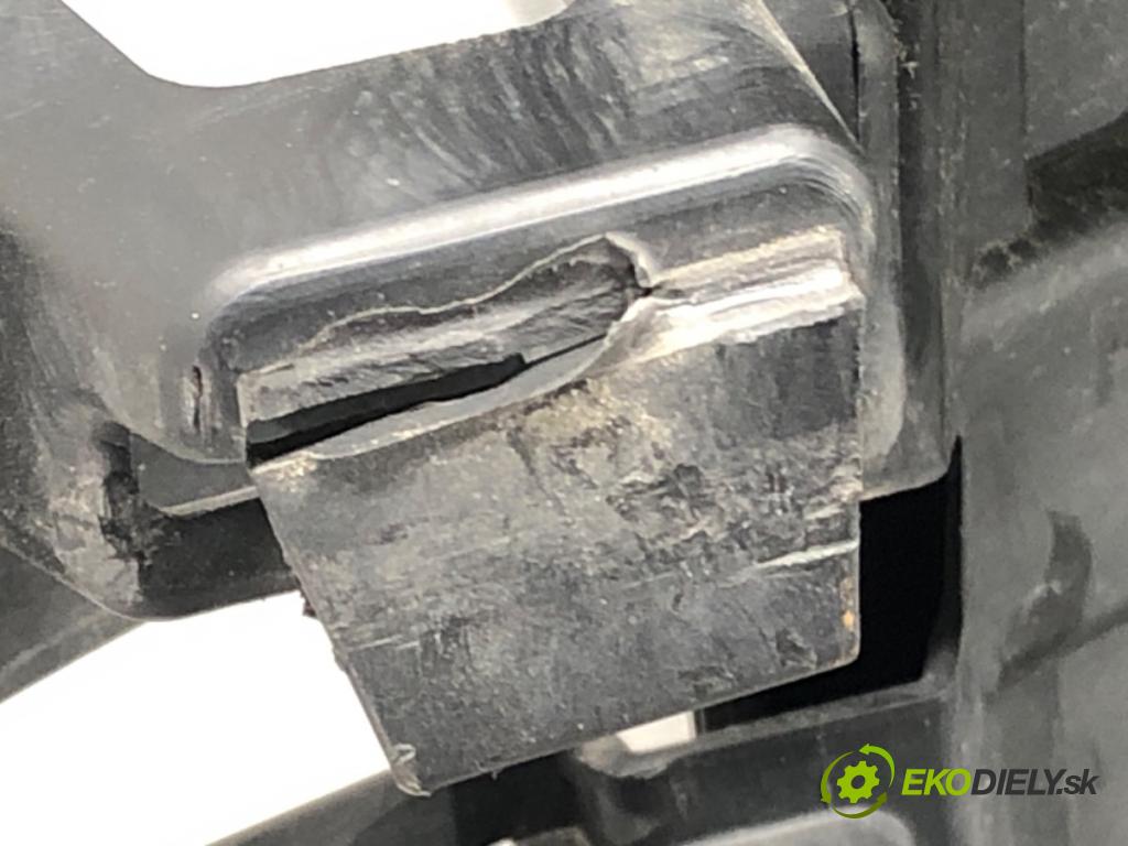 CITROEN C3 PICASSO (SH_) 2009 - 2022    1.2 THP 110 81 kW [110 KM] benzyna 2015 - 2022  mřížka maska  (Mřížky (masky) chladičů)