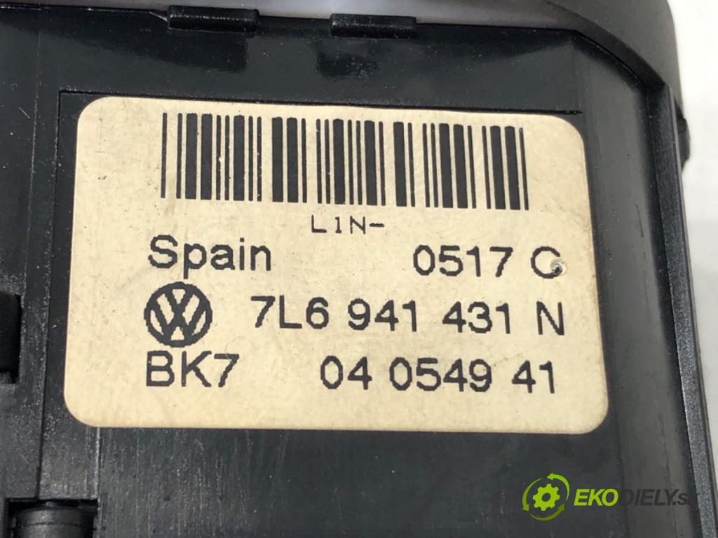 VW TOUAREG (7LA, 7L6, 7L7) 2002 - 2013    3.2 V6 177 kW [241 KM] benzyna 2004 - 2006  spínač světel 7L6941431N