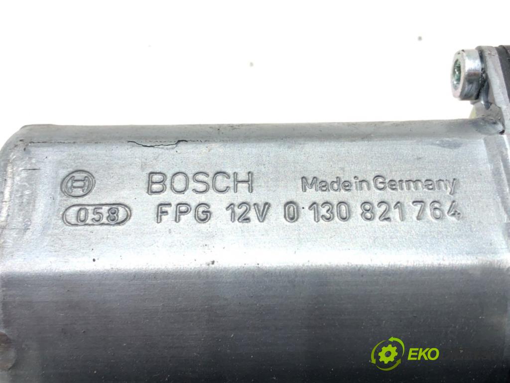 VW TOUAREG (7LA, 7L6, 7L7) 2002 - 2013    3.2 V6 177 kW [241 KM] benzyna 2004 - 2006  motor sťahovaní okna levý přední část 3D1959793D