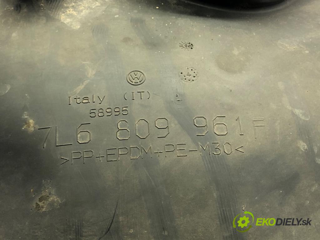 VW TOUAREG (7LA, 7L6, 7L7) 2002 - 2013    3.2 V6 177 kW [241 KM] benzyna 2004 - 2006  podblatník levý přední část