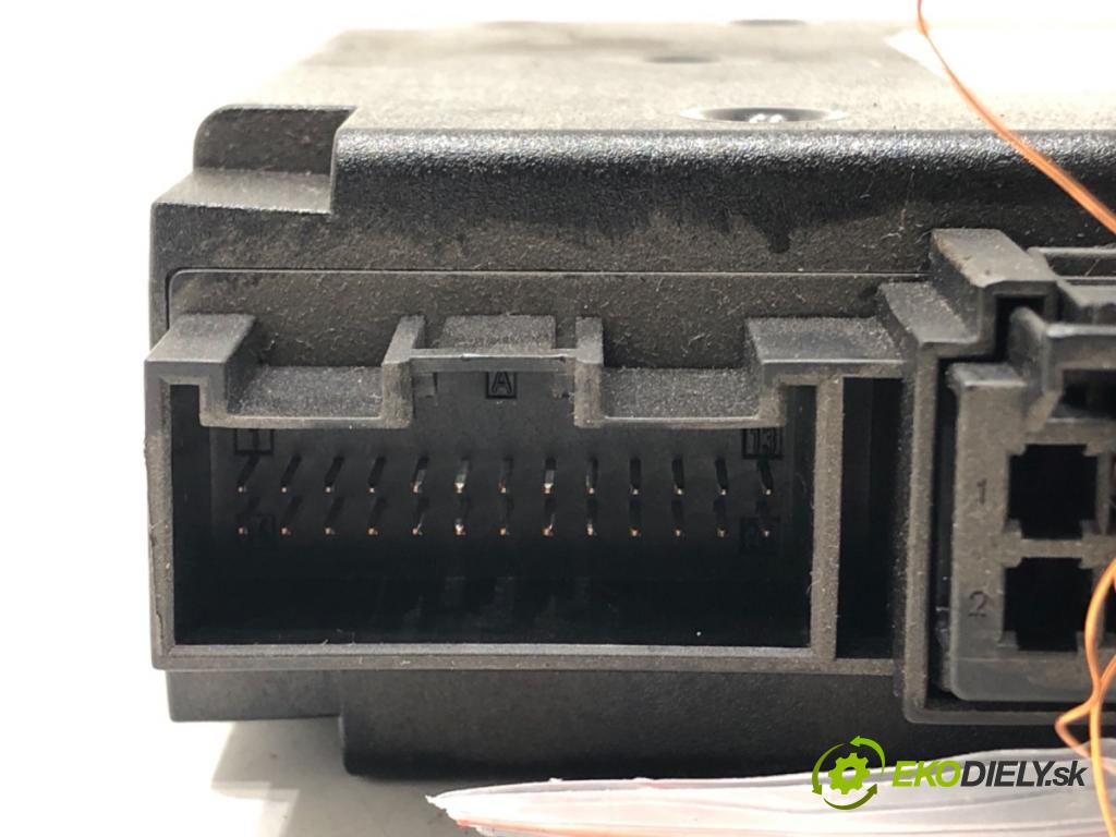 VW TOUAREG (7LA, 7L6, 7L7) 2002 - 2013    3.2 V6 177 kW [241 KM] benzyna 2004 - 2006  Modul BORDNETZ 7L6937049M (Ostatné)