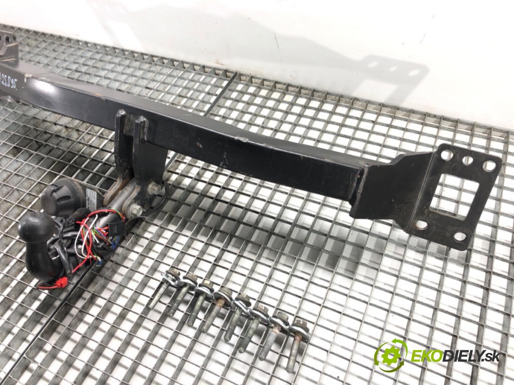 VW TOUAREG (7LA, 7L6, 7L7) 2002 - 2013    3.2 V6 177 kW [241 KM] benzyna 2004 - 2006  Hák tažné zařízení  (Tažná zařízení)