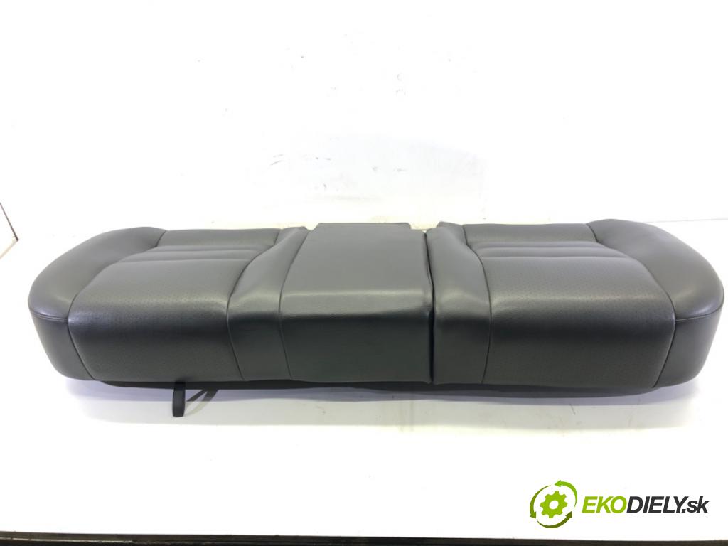 VW TOUAREG (7LA, 7L6, 7L7) 2002 - 2013    3.2 V6 177 kW [241 KM] benzyna 2004 - 2006  Sedadlá, sedačky Sedadlo