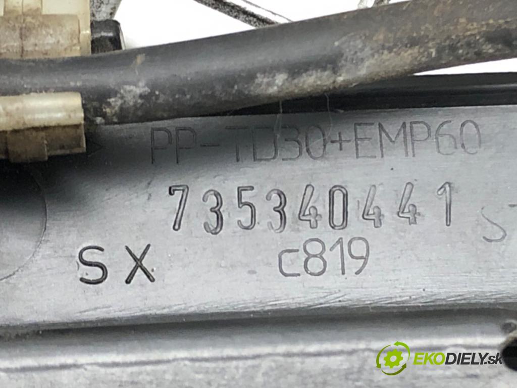 FIAT PANDA (169_) 2003 - 2022    1.1 (169.AXA1A) 40 kW [54 KM] benzyna 2003 - 2022  Torpédo, plast pod čelné okno  (Torpéda)