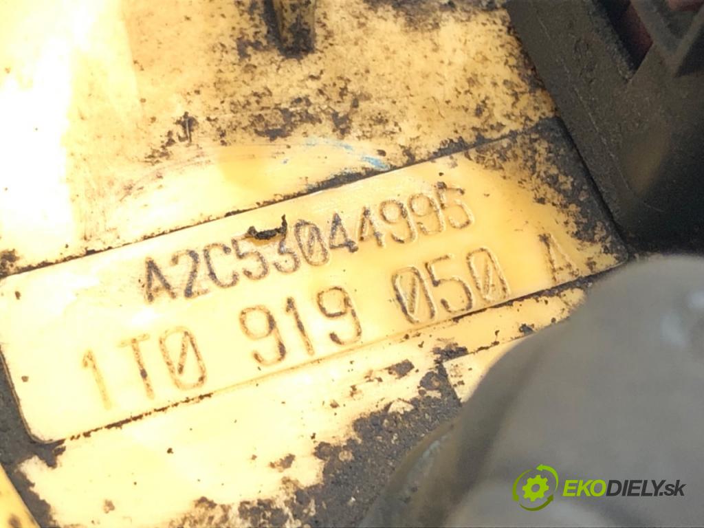 VW TOURAN (1T1, 1T2) 2003 - 2010    2.0 TDI 103 kW [140 KM] olej napędowy 2005 - 2010  Posilovač bŕzd 1T1614105L