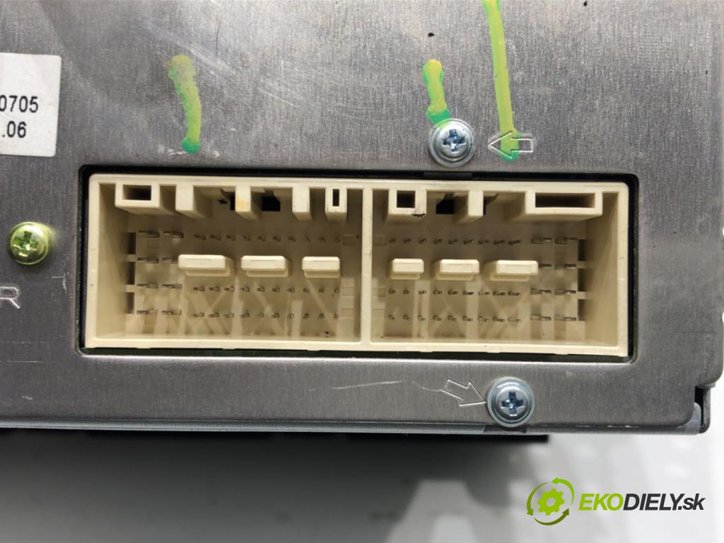 KIA OPTIMA (JF) 2015 - 2022    1.7 CRDi 104 kW [141 KM] olej napędowy 2015 - 2022  RADIO 96560-D4571WK (Audio zariadenia)