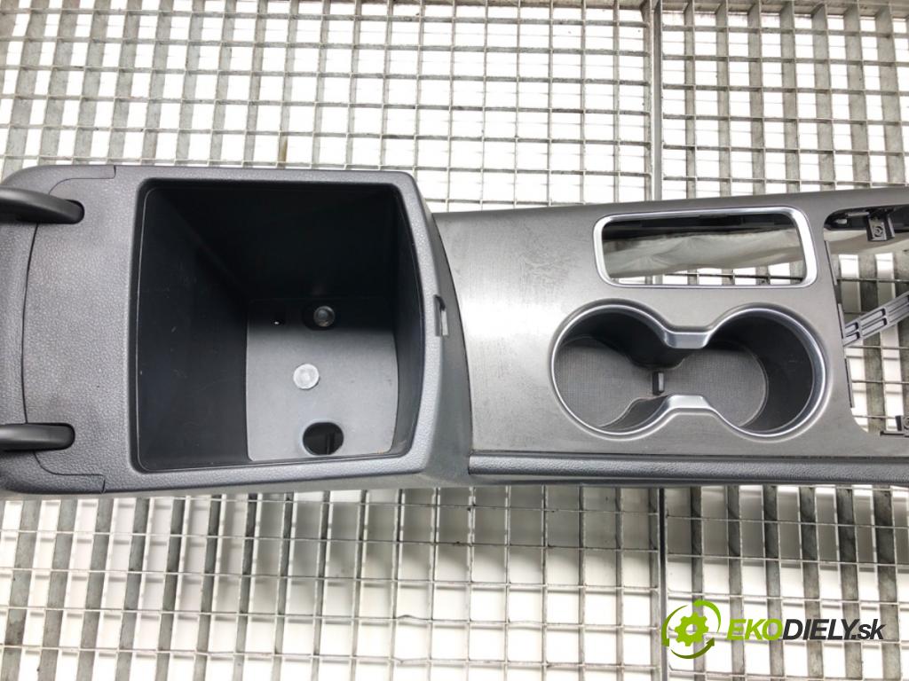 KIA OPTIMA (JF) 2015 - 2022    1.7 CRDi 104 kW [141 KM] olej napędowy 2015 - 2022  Tunel stredový 84601-04020 (Stredový tunel / panel)