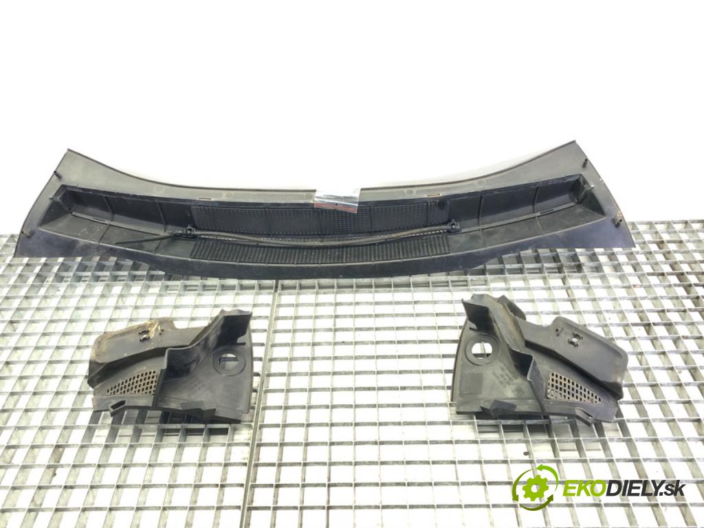 OPEL ZAFIRA B Nadwozie pełne/minivan (A05) 2005 - 2015    1.9 CDTI VAN (M75) 88 kW [120 KM] olej napędowy 2005 - 2015  Torpédo, plast pod čelné okno  (Torpéda)