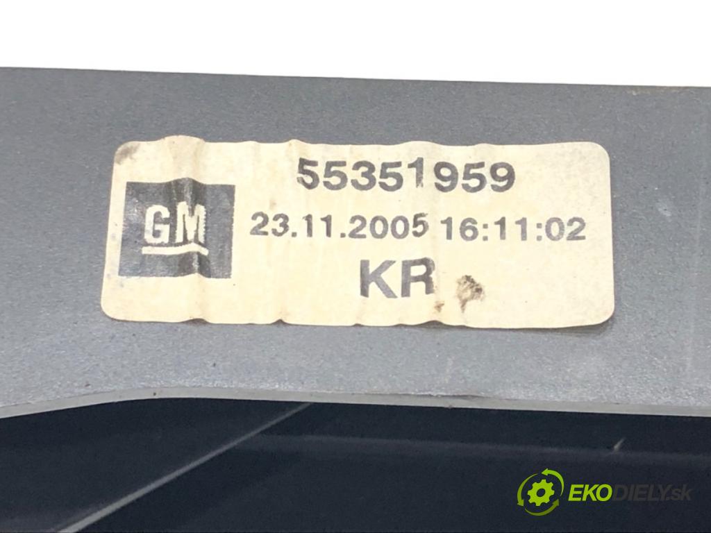 OPEL ZAFIRA B Nadwozie pełne/minivan (A05) 2005 - 2015    1.9 CDTI VAN (M75) 88 kW [120 KM] olej napędowy 2005 - 2015  Kulisa 55351959 (Rýchlostné páky / kulisy)