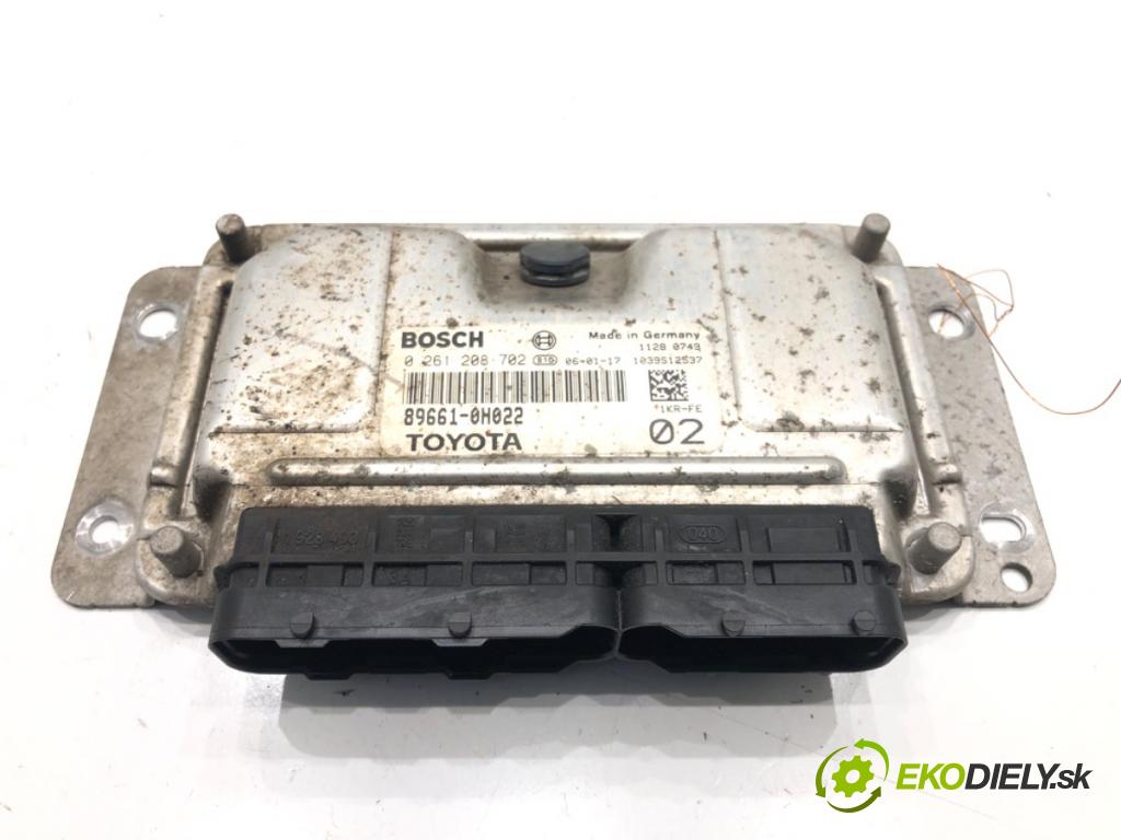 PEUGEOT 107 (PM_, PN_) 2005 - 2014    1.0 50 kW [68 KM] benzyna 2005 - 2014  riadiaca jednotka Motor 0261208702 (Riadiace jednotky)