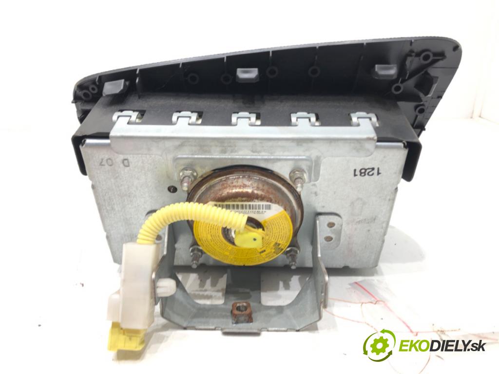 PEUGEOT 107 (PM_, PN_) 2005 - 2014    1.0 50 kW [68 KM] benzyna 2005 - 2014  AirBag spolujazdca  (Airbagy)