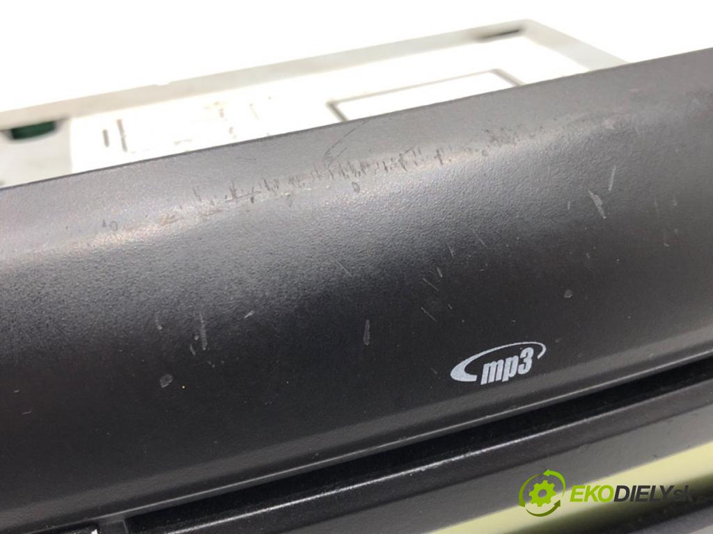 FIAT QUBO (225_) 2008 - 2022    1.4 (225AXA1A) 54 kW [73 KM] benzyna 2008 - 2022  RADIO 7647301316 (Audio zariadenia)