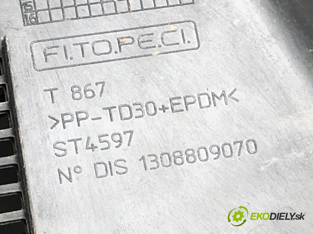 FIAT QUBO (225_) 2008 - 2022    1.4 (225AXA1A) 54 kW [73 KM] benzyna 2008 - 2022  Torpédo, plast pod čelné okno 1308809070 (Torpéda)