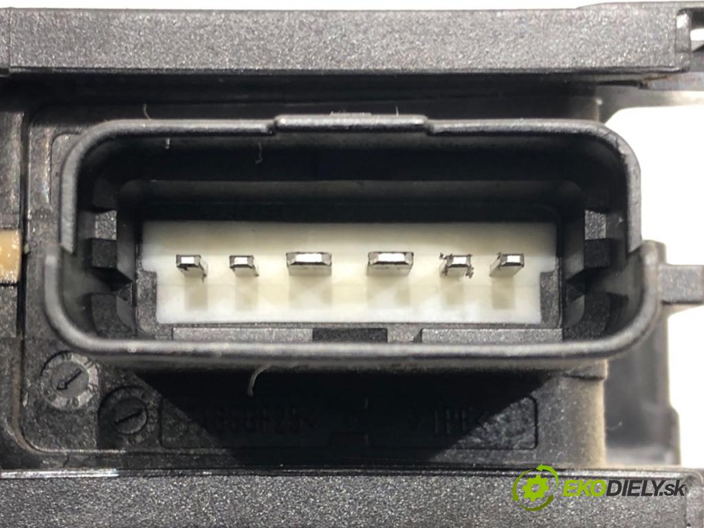 FIAT QUBO (225_) 2008 - 2022    1.4 (225AXA1A) 54 kW [73 KM] benzyna 2008 - 2022  mechanismus okna pravý přední část 1354700080