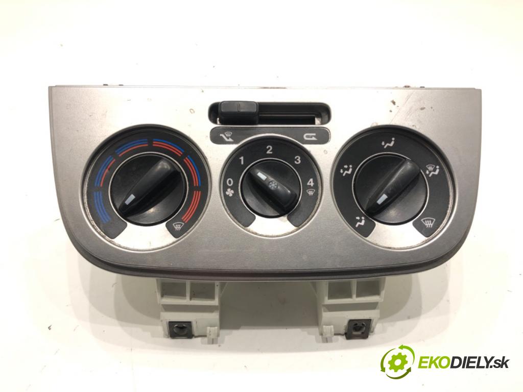 FIAT QUBO (225_) 2008 - 2022    1.4 (225AXA1A) 54 kW [73 KM] benzyna 2008 - 2022  Panel ovládania kúrenia  (Prepínače, spínače, tlačidlá a ovládače kúrenia)