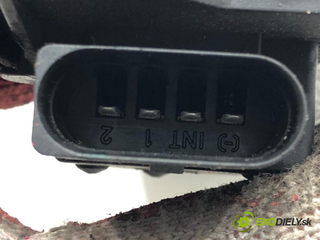 FIAT QUBO (225_) 2008 - 2022    1.4 (225AXA1A) 54 kW [73 KM] benzyna 2008 - 2022  Motorček stieračov predný 1354851080 (Motorčeky stieračov predné)
