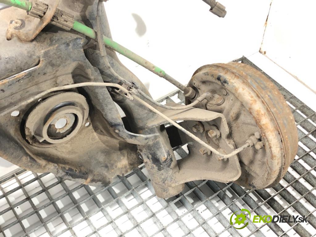 RENAULT CLIO IV (BH_) 2012 - 2022    1.2 16V 54 kW [73 KM] benzyna 2012 - 2022  výztuha zadní část