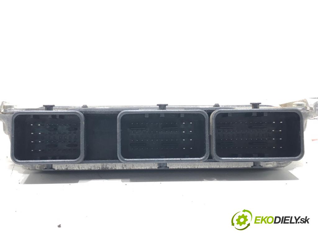 RENAULT CLIO IV (BH_) 2012 - 2022    1.2 16V 54 kW [73 KM] benzyna 2012 - 2022  riadiaca jednotka Motor 237103317R (Riadiace jednotky)