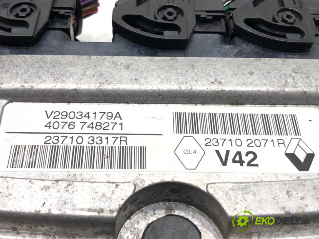 RENAULT CLIO IV (BH_) 2012 - 2022    1.2 16V 54 kW [73 KM] benzyna 2012 - 2022  riadiaca jednotka Motor 237103317R (Riadiace jednotky)