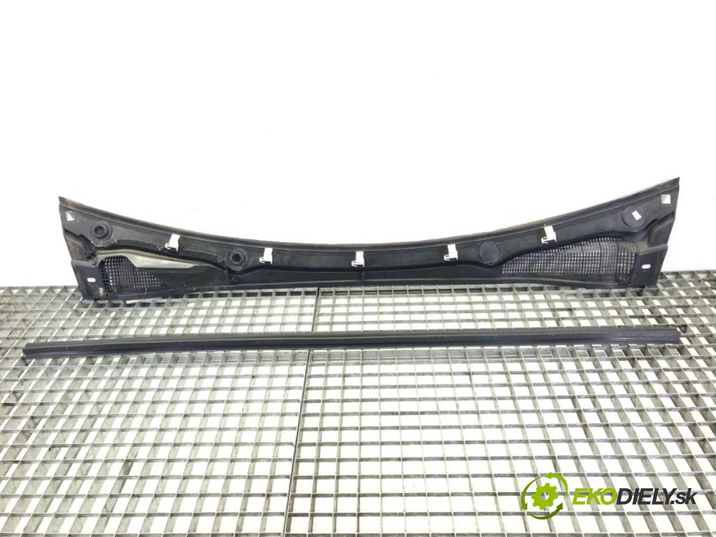 RENAULT CLIO IV (BH_) 2012 - 2022    1.2 16V 54 kW [73 KM] benzyna 2012 - 2022  Torpédo, plast pod čelné okno 668115228R (Torpéda)