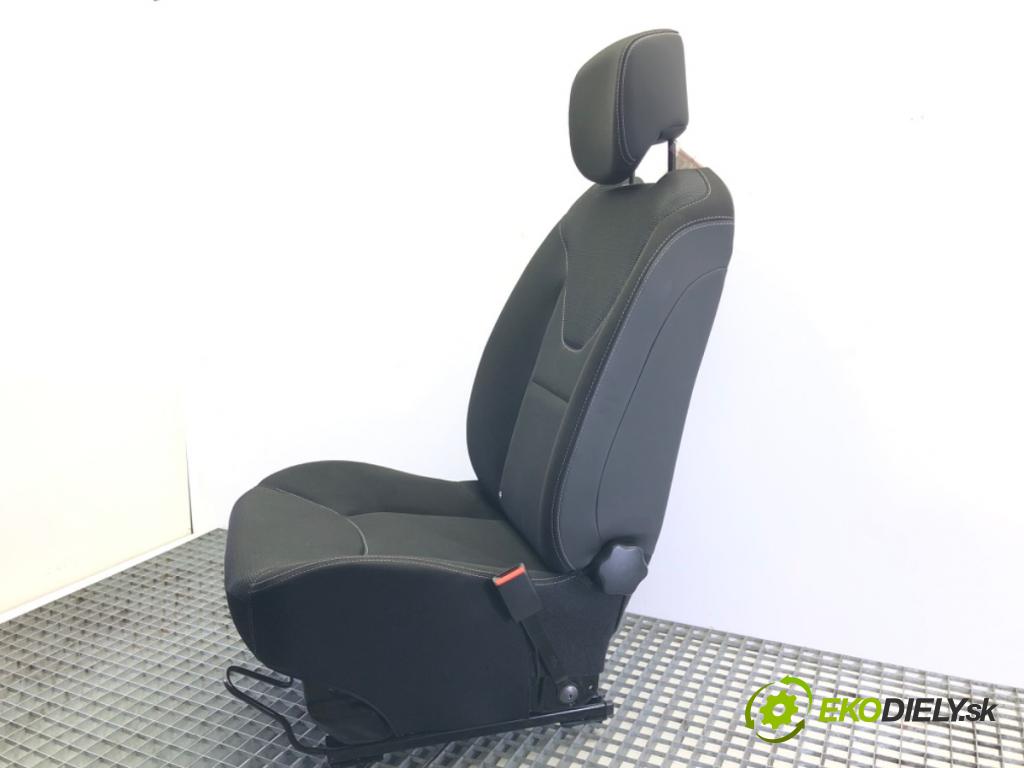RENAULT CLIO IV (BH_) 2012 - 2022    1.2 16V 54 kW [73 KM] benzyna 2012 - 2022  Sedadlo pravy predný