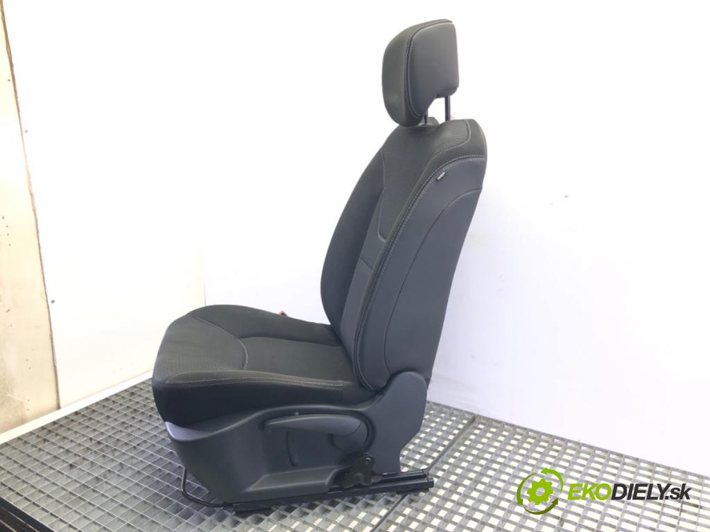 RENAULT CLIO IV (BH_) 2012 - 2022    1.2 16V 54 kW [73 KM] benzyna 2012 - 2022  Sedadlo ľavy predný