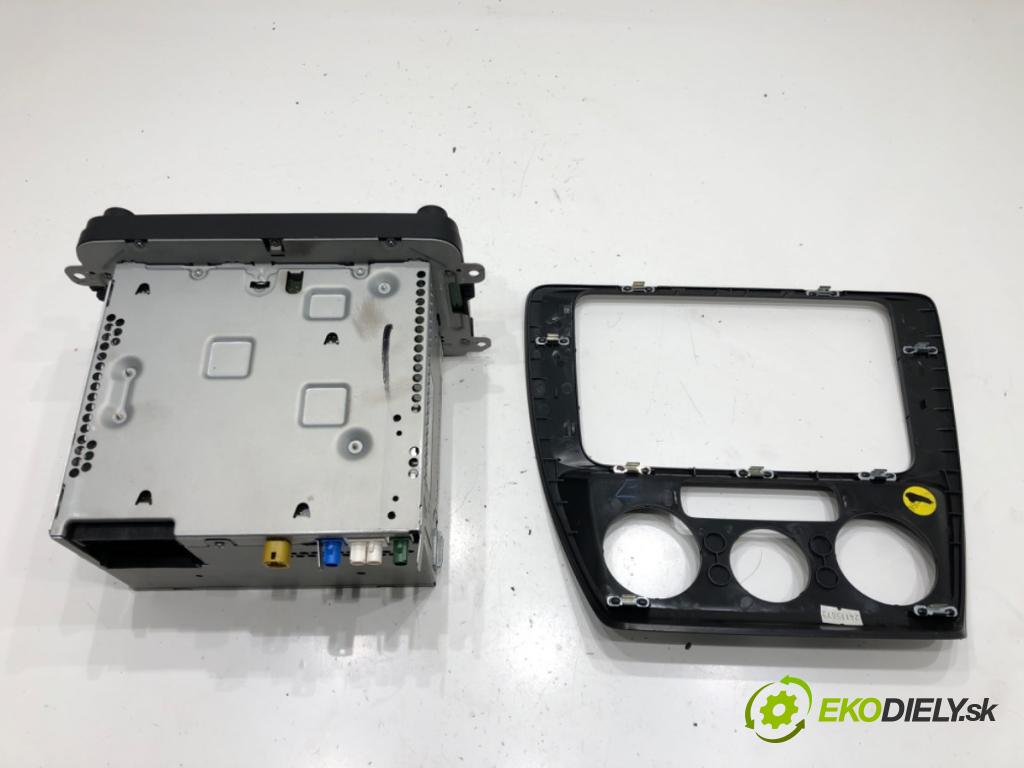 VW JETTA IV (162, 163, AV3, AV2) 2008 - 2022    1.8 TSI 125 kW [170 KM] benzyna 2014 - 2022  RADIO Navigácia 5C0035684 (Audio zariadenia)