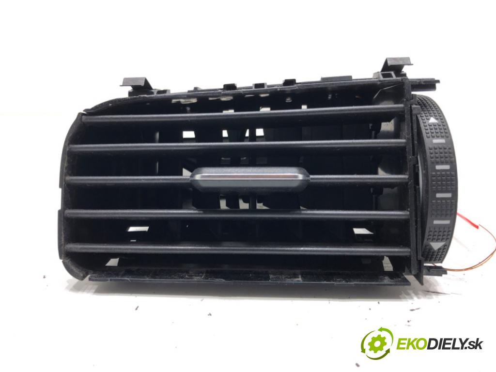 VW JETTA IV (162, 163, AV3, AV2) 2008 - 2022    1.8 TSI 125 kW [170 KM] benzyna 2014 - 2022  Mriežky kúrenia ľavá strana 5C6819703B (Mriežky kúrenia (fukáre))