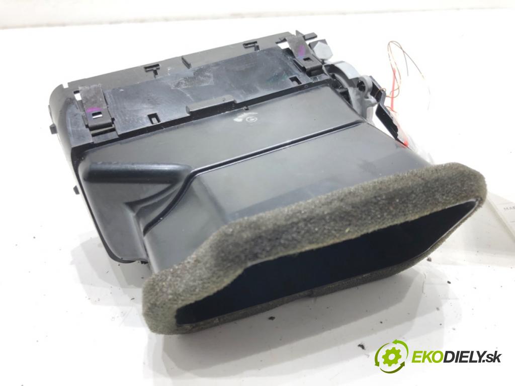 VW JETTA IV (162, 163, AV3, AV2) 2008 - 2022    1.8 TSI 125 kW [170 KM] benzyna 2014 - 2022  Mriežky kúrenia ľavá strana 5C6819703B (Mriežky kúrenia (fukáre))