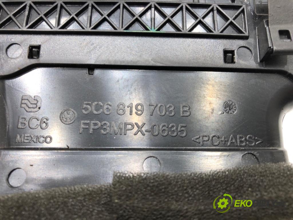 VW JETTA IV (162, 163, AV3, AV2) 2008 - 2022    1.8 TSI 125 kW [170 KM] benzyna 2014 - 2022  Mriežky kúrenia ľavá strana 5C6819703B (Mriežky kúrenia (fukáre))