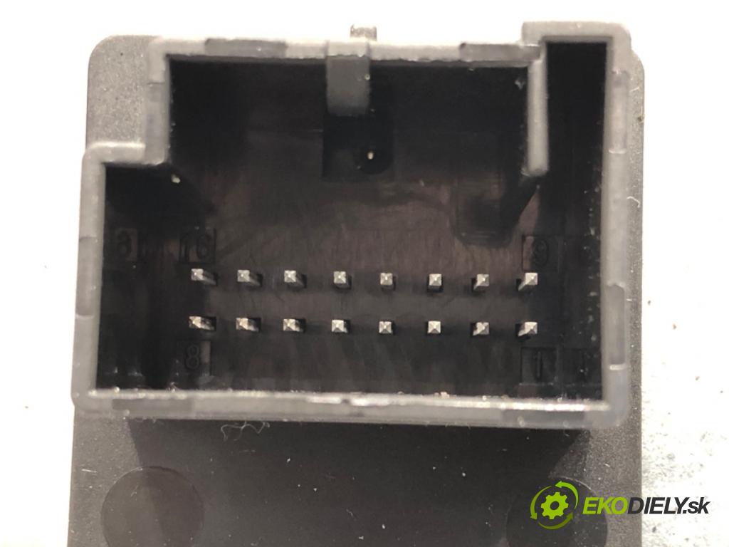 VW JETTA IV (162, 163, AV3, AV2) 2008 - 2022    1.8 TSI 125 kW [170 KM] benzyna 2014 - 2022  blokáda volantu 5K0905861C (Ostatné)