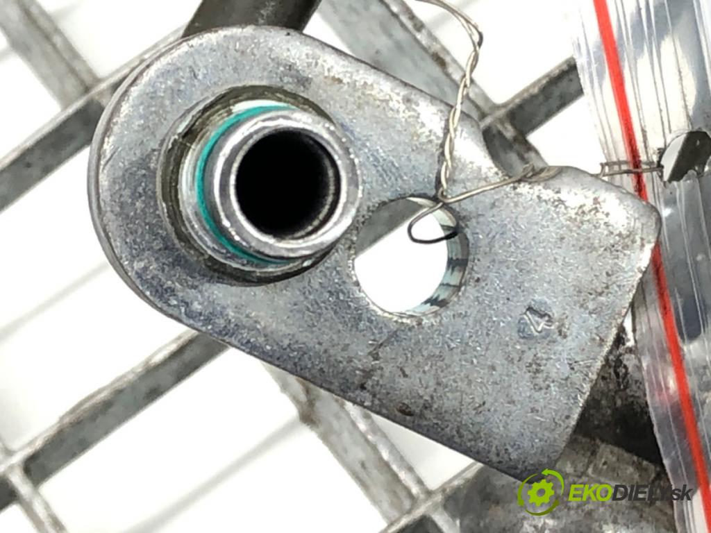 PEUGEOT 508 I (8D_) 2010 - 2018    2.0 HDi 103 kW [140 KM] olej napędowy 2010 - 2018  hadica servočerpadlo  (Rúrky, hadice servočerpadla)